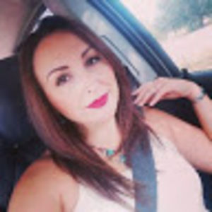 Meet your Posher, Yvette